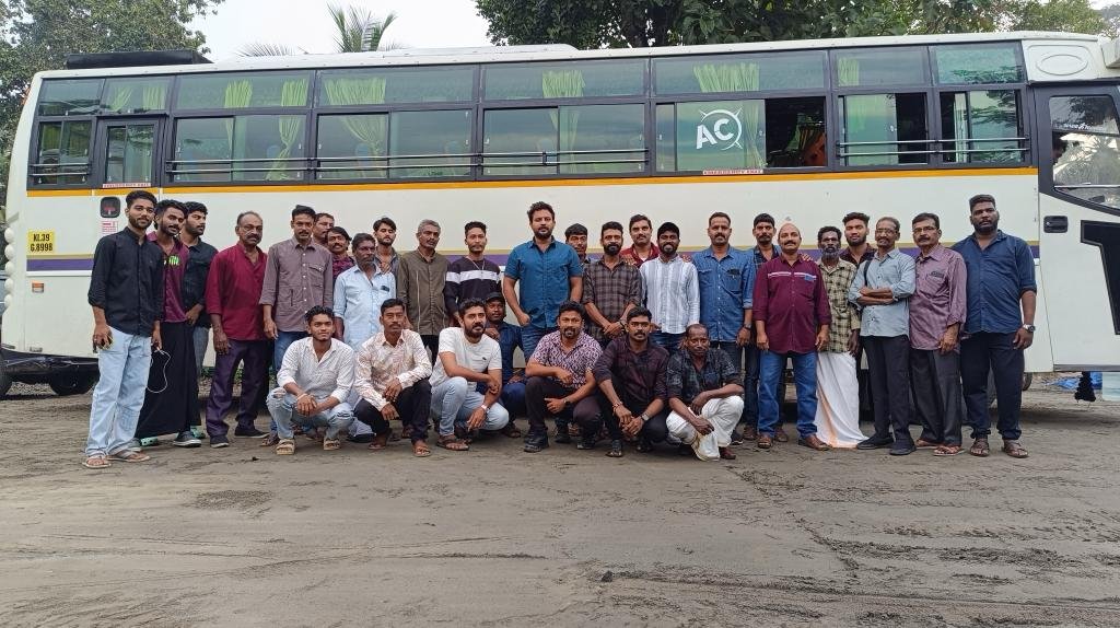 WhatsApp Image 2023-12-06 at 10.45.42 AM